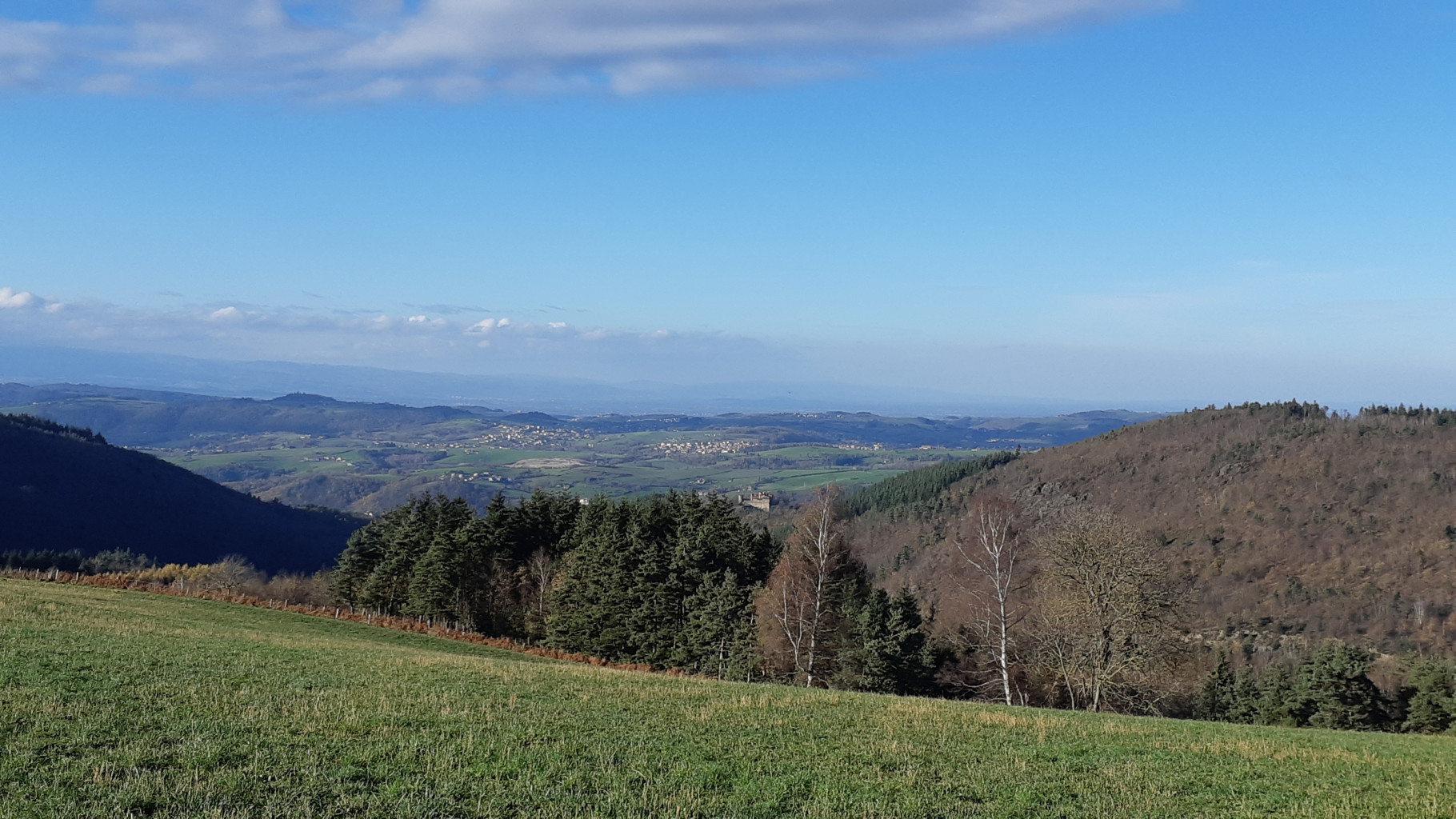 vue sur le Château de Feugerolles